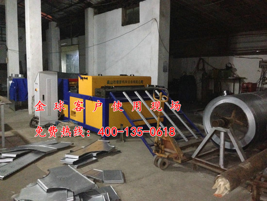 昆山風(fēng)管生產(chǎn)線加工現(xiàn)場