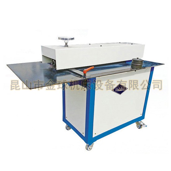 全自動(dòng)風(fēng)管生產(chǎn)線