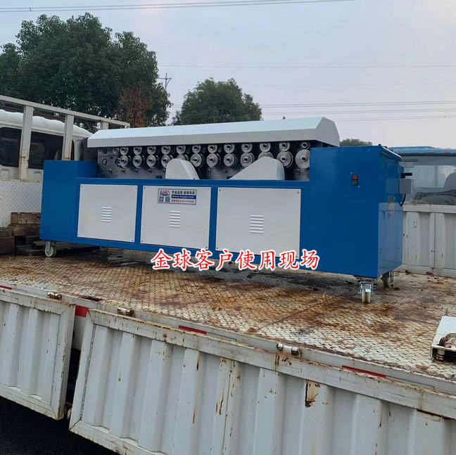 T-15共板法蘭機(jī)使用現(xiàn)場(chǎng)等待卸貨